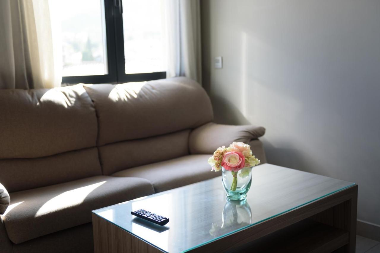 Apartamentos Santa Clara Алаурін-де-ла-Торре Екстер'єр фото